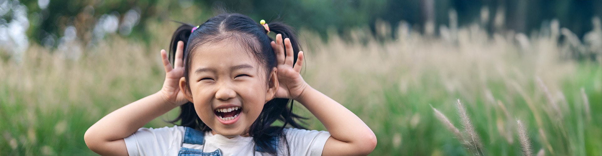 We Help the World Hear Life